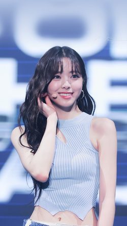 Ppl Itzy Yuna Kpop Idol Smile Longhair Sleeveless Girl Beauty Music